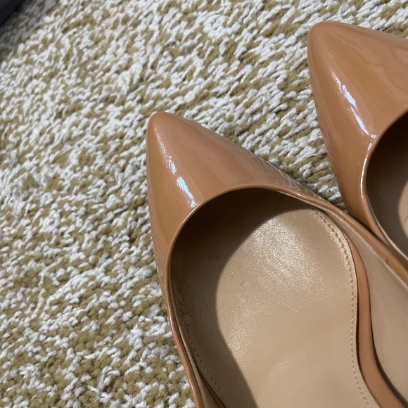 Michael Kors leather heels - Picture 6 of 6